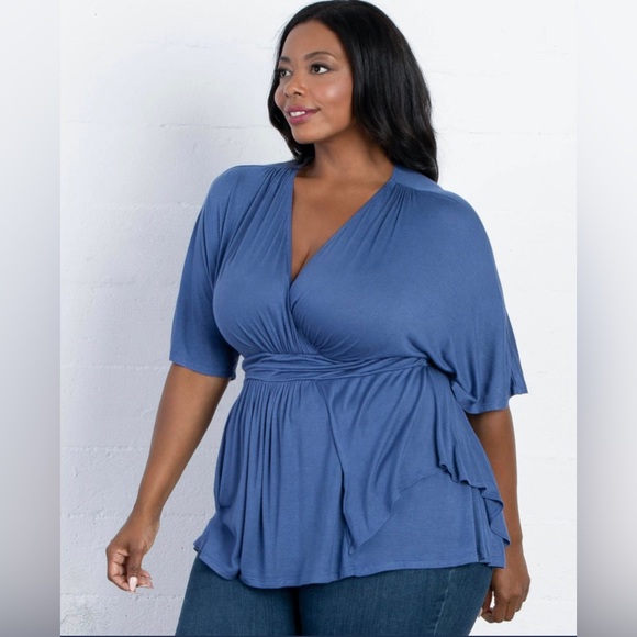 Promenade Top - Picture 2 of 3